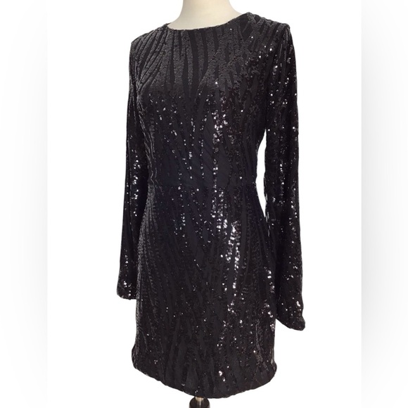 Love & Lemonade Black Sequin Long Sleeve Open Back Dress Size XL NWT - Picture 2 of 7